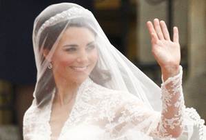 Description: http://achicdirection.com/wp-content/uploads/2011/05/kate-middleton-wedding-dress.jpg