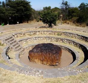 Hoba_meteorite,_Grootfontein_Namibia